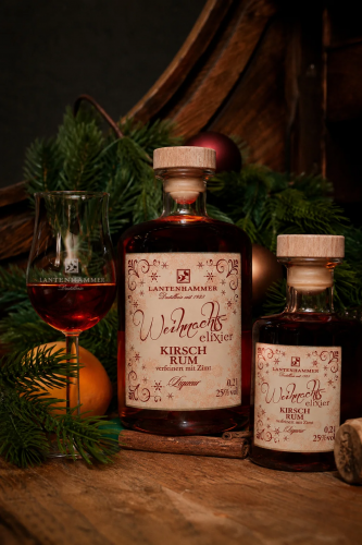 Preview: Weihnachtselixier – Kirsch Rum Liqueur verfeinert mit Zimt 25% - 200ml